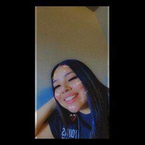 Meet your Posher, Niema